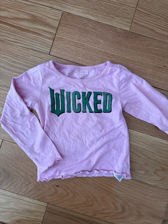 Old Navy Other - Old Navy Pink Long Sleeve Tee with Green "WICKED" Graphic